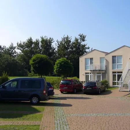 Mit Grosser Terrasse Und Herrlicher Aussicht By Interhome *