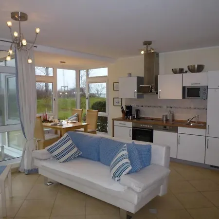 Mit Grosser Terrasse Und Herrlicher Aussicht By Interhome