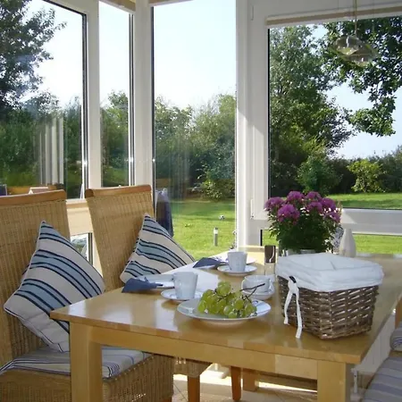 Mit Grosser Terrasse Und Herrlicher Aussicht By Interhome