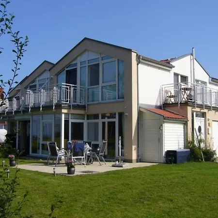Mit Grosser Terrasse Und Herrlicher Aussicht By Interhome Prázdninový dům